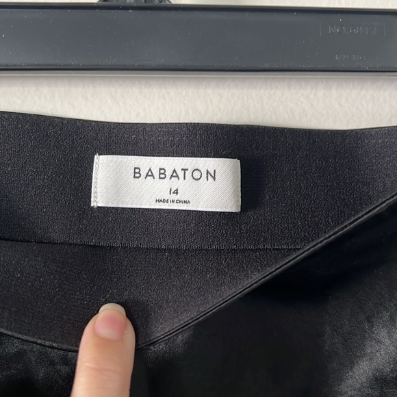 Aritzia Babaton black satin midi skirt size 14/L/XL NWT - Picture 4 of 9